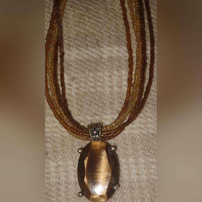 Elegant Brown Beaded Necklace With Silver Accents